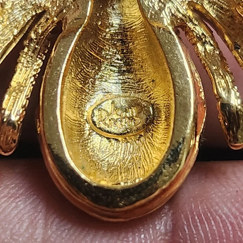 Joan Rivers   insect Bee Brooch Rhinestone Pearl Gold Tone Pin Orange‎ Enamel